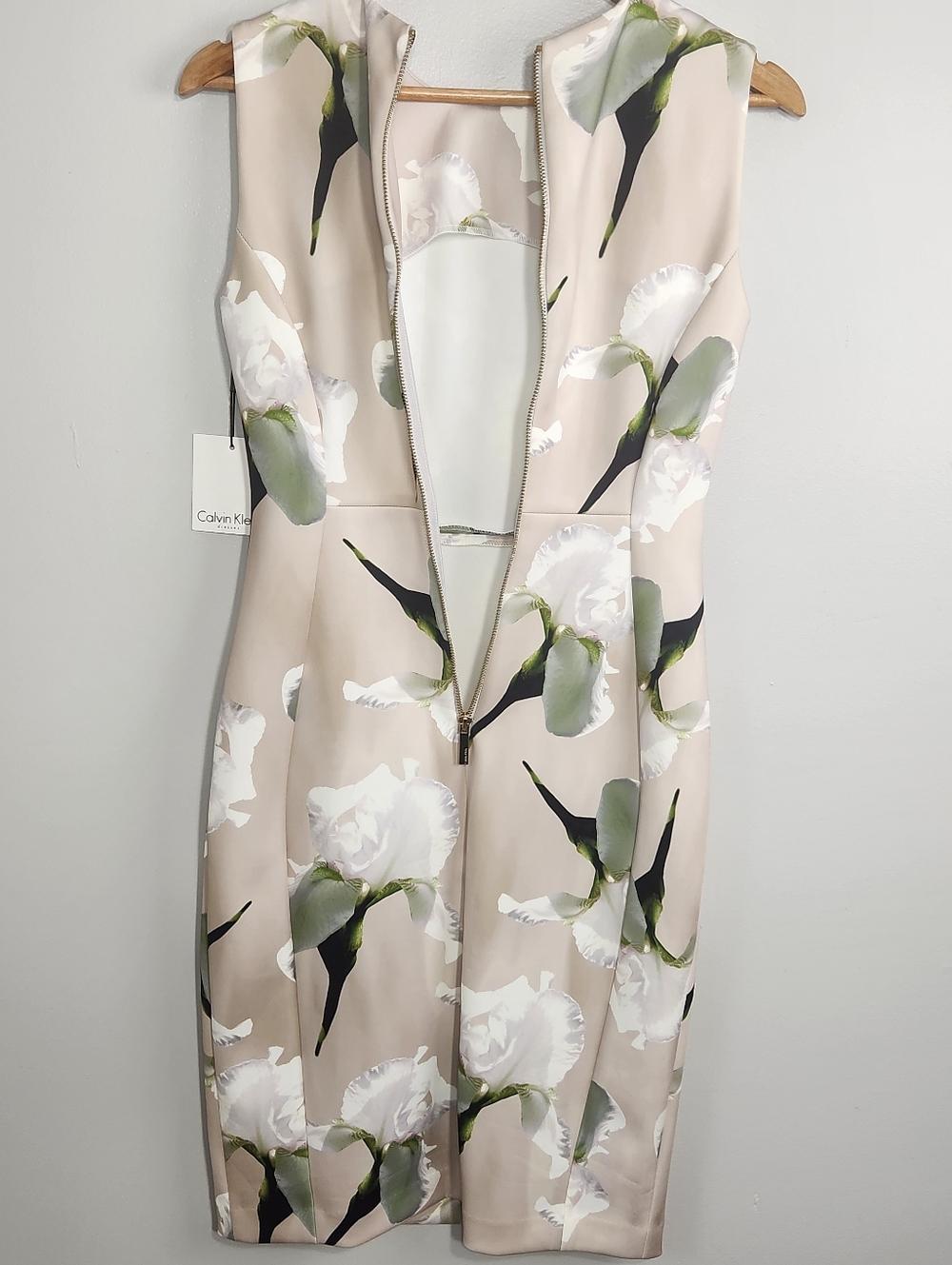 Calvin Klein Calla Lily Print Scuba Stretch Sheath Dress Size 4 Beige Green NWT - Picture 11 of 11